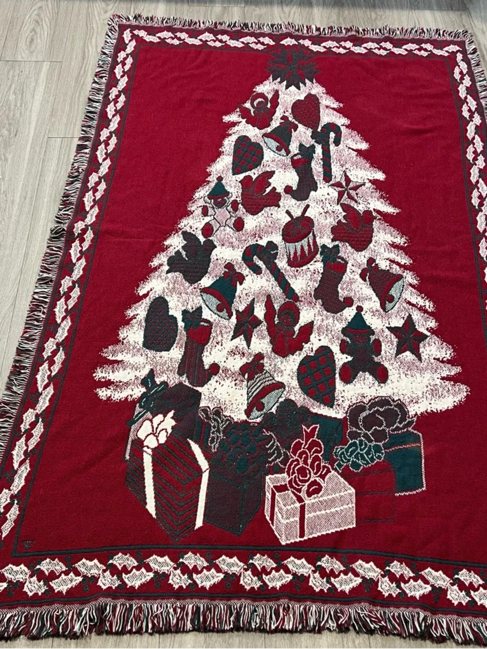 Vintage Christmas Tapestry Throw Blanket Tree Reversible Fringe Holiday Decor